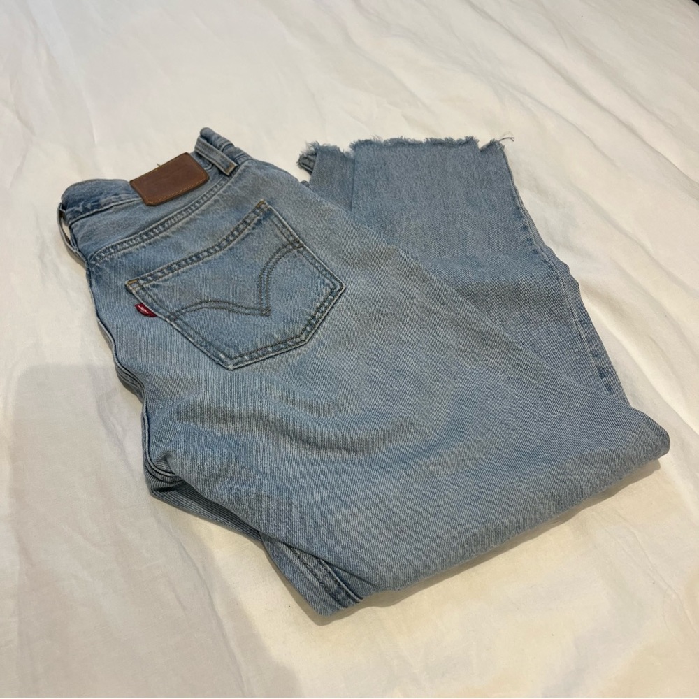 Levi’s dad jeans